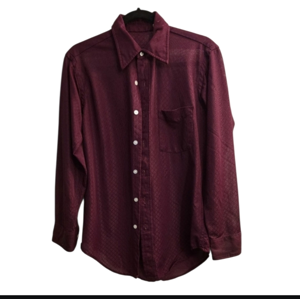 Men's Burgundy Shirt. Size 15 1/2-33